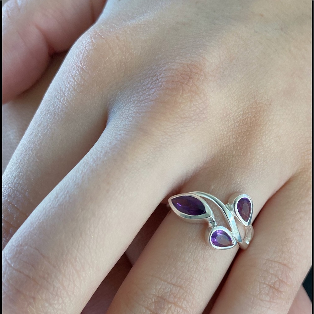 Genuine Amethyst .925 Sterling Silver Ring - Picture 8 of 16